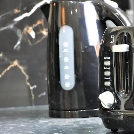 Апартаменты Cowper Townhouse