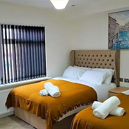 Cowper Townhouse Leeds (West Yorkshire)