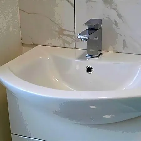 Cowper Townhouse Apartment *