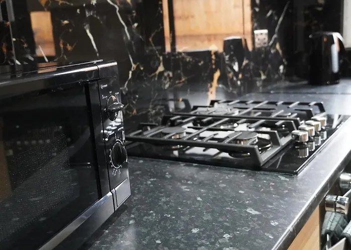 Cowper Townhouse Apartment *